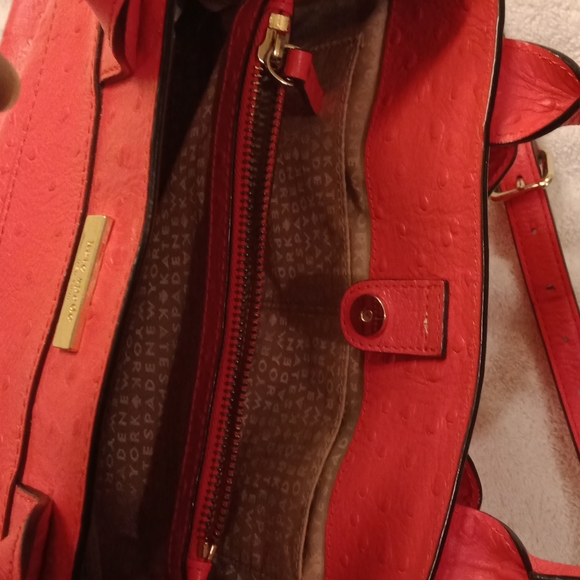 Kate Spade  with adjustable detachable handbag bow on front - Picture 13 of 16